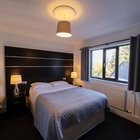 Ewenny Farm Guest House Bridgend  Dış mekan fotoğraf