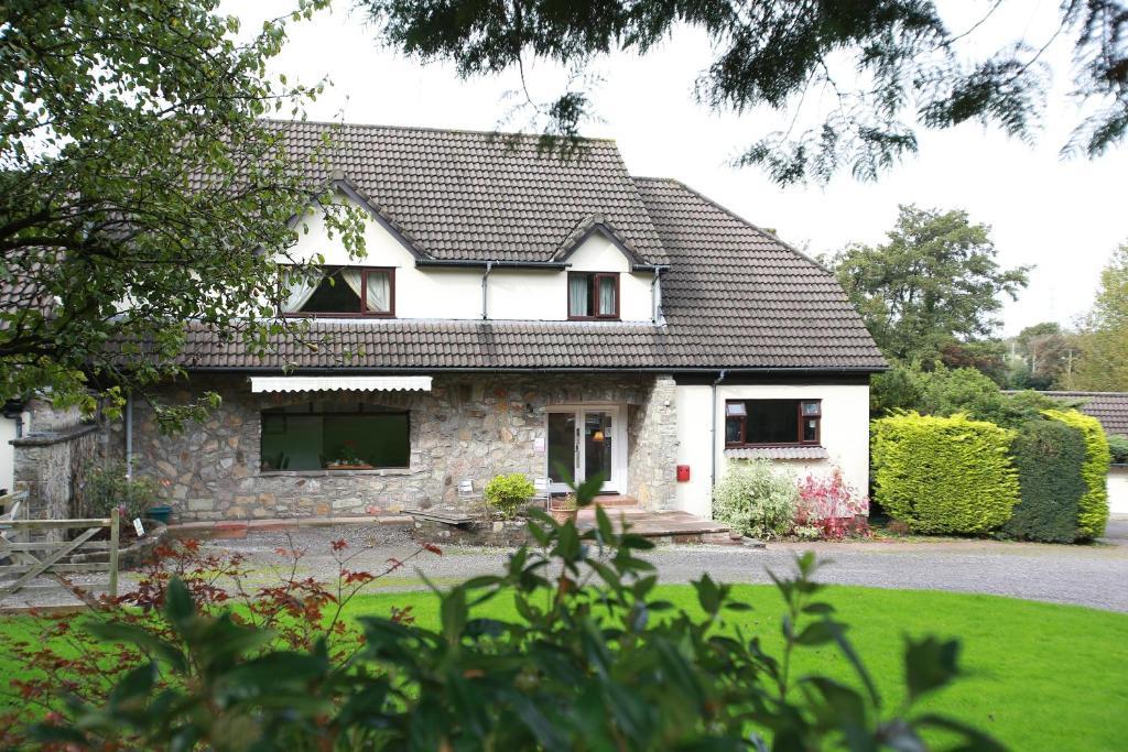 Ewenny Farm Guest House Bridgend  Dış mekan fotoğraf