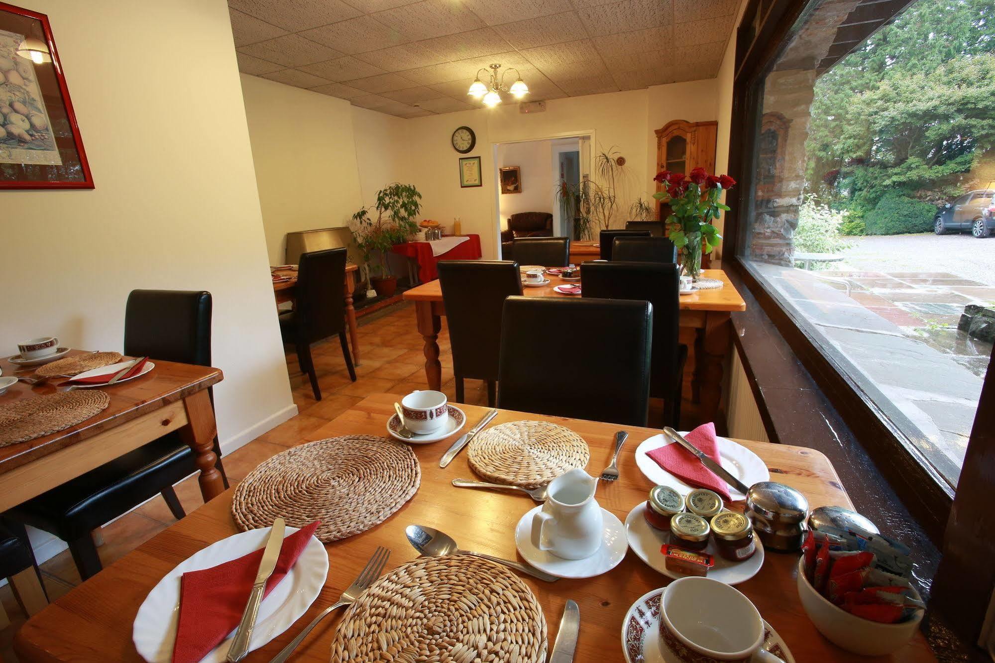 Ewenny Farm Guest House Bridgend  Dış mekan fotoğraf